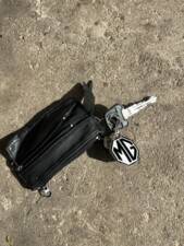 Image 23/81 de MG MGB (1976)