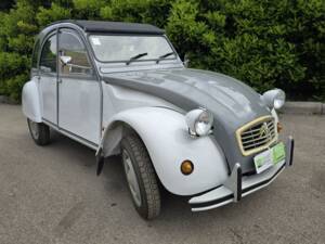 Image 13/31 of Citroën 2 CV 6 (1985)