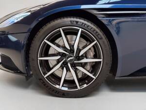 Afbeelding 13/26 van Aston Martin DB 11 V8 (2018)