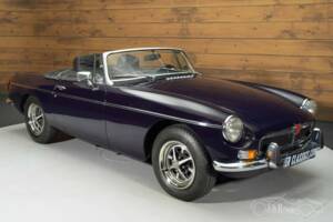 Image 15/19 of MG MGB (1973)