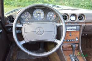 Image 30/47 de Mercedes-Benz 560 SL (1986)