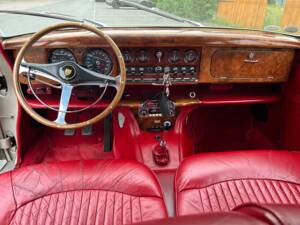 Image 11/27 de Jaguar S-Type 3.8 (1965)