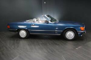 Image 7/30 of Mercedes-Benz 300 SL (1986)