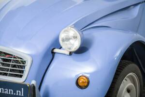 Image 22/50 of Citroën 2 CV 6 (1985)