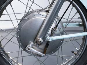 Image 22/50 of Bianchi 125 (1958)