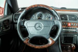 Image 8/50 of Mercedes-Benz CLK 430 (1999)