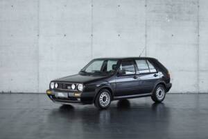 Image 1/39 of Volkswagen Golf Mk II GTi 16V 1.8 (1991)