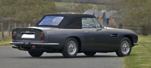 Imagen 26/50 de Aston Martin DB 6 Vantage Volante (1969)
