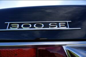 Image 7/20 of Mercedes-Benz 300 SE (1962)