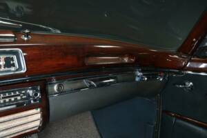 Bild 25/49 von Mercedes-Benz 220 SE (1960)