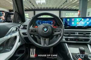 Image 16/25 de BMW M4 Competition xDrive (2023)