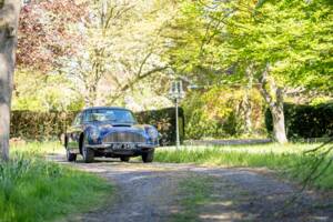 Image 7/62 of Aston Martin DB 6 (1967)