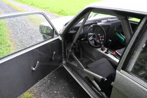 Image 35/64 of BMW 320&#x2F;4 (1977)