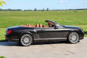 Bild 43/50 von Bentley Continental GTC (2007)