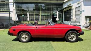Immagine 10/41 di MG MGB (1979)