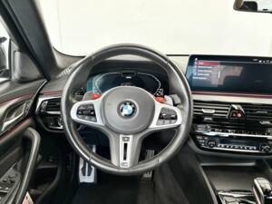 Image 23/31 of BMW M5 xDrive (2021)