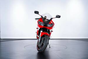 Image 7/49 of Yamaha YZF 600 R6 (1999)