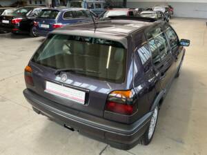 Bild 28/43 von Volkswagen Golf III 2.8 VR6 (1992)