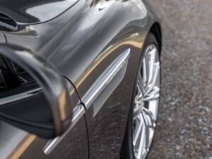 Bild 28/79 von Aston Martin DB 9 GT Volante (2017)