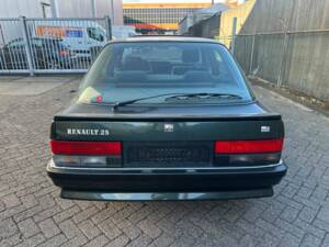 Image 4/6 of Renault R 25 Diesel (1992)