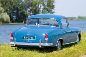 Afbeelding 4/16 van Mercedes-Benz 220 SE (1960)