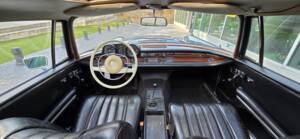 Image 20/34 of Mercedes-Benz 280 SE (1970)