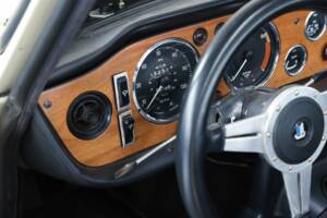Bild 22/44 von Triumph TR 250 (1968)