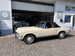 Imagen 21/31 de Mercedes-Benz 280 SL (1969)