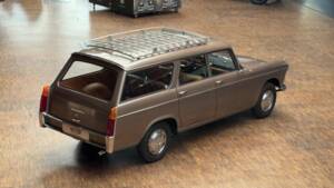 Image 9/40 of Peugeot 404 Break (1965)