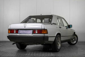 Image 42/50 of Mercedes-Benz 190 D (1984)