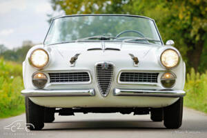 Image 2/55 of Alfa Romeo 2000 Spider (1959)