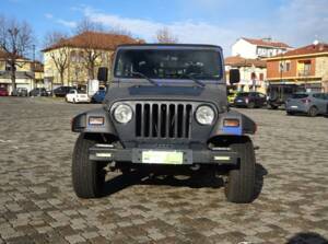 Immagine 2/42 di Jeep Wrangler SE 2.5 (1997)