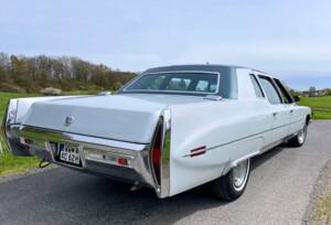 Image 6/26 of Cadillac Fleetwood 60 Special Brougham (1971)