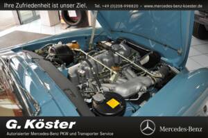Bild 8/15 von Mercedes-Benz 230 SL (1966)