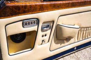 Image 10/15 of Rolls-Royce Silver Spur Park Ward (1969)