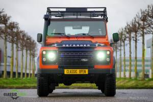 Image 2/41 of Land Rover Defender (2016)