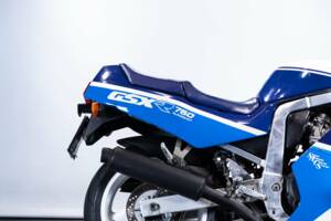 Bild 41/50 von Suzuki DUMMY (1988)