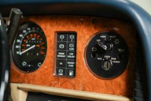 Image 26/48 of Rolls-Royce Silver Spirit (1983)