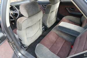 Bild 20/50 von Peugeot 405 Mi16 (1990)