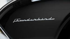 Image 9/15 of Ford Thunderbird (1962)