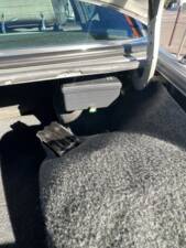 Image 34/36 of BMW 745i (1985)