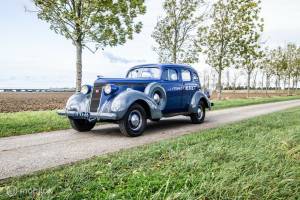 Image 4/46 of Studebaker President (1937)