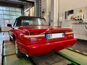Image 15/25 of Alfa Romeo 2.0 Spider (1992)