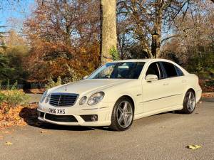 Image 5/47 of Mercedes-Benz E 63 AMG (2006)