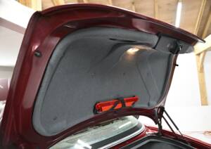 Image 22/50 of Jaguar XJR Super V8 (2004)