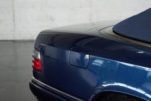Bild 31/50 von Mercedes-Benz E 200 (1996)
