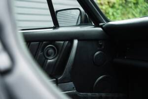 Image 45/67 of Porsche 911 Turbo 3.3 (1987)