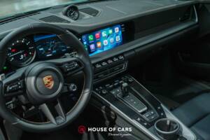 Image 19/24 of Porsche 911 Carrera 4S (2023)