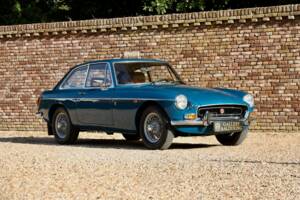 Immagine 31/50 di MG MGB GT (1971)
