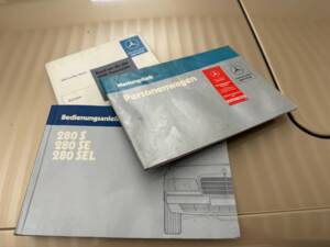 Afbeelding 20/20 van Mercedes-Benz 280 SE (1983)